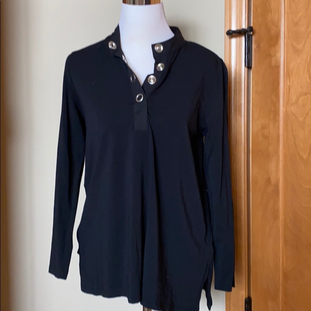 Soft surroundings snap top